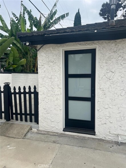 Building Photo - 5461 Repetto Ave