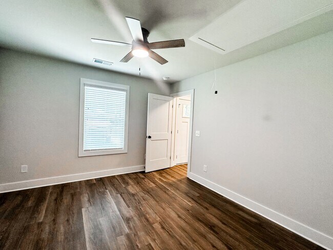 Building Photo - 3475 Monterey St
