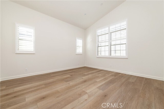 Building Photo - 112 Anthem