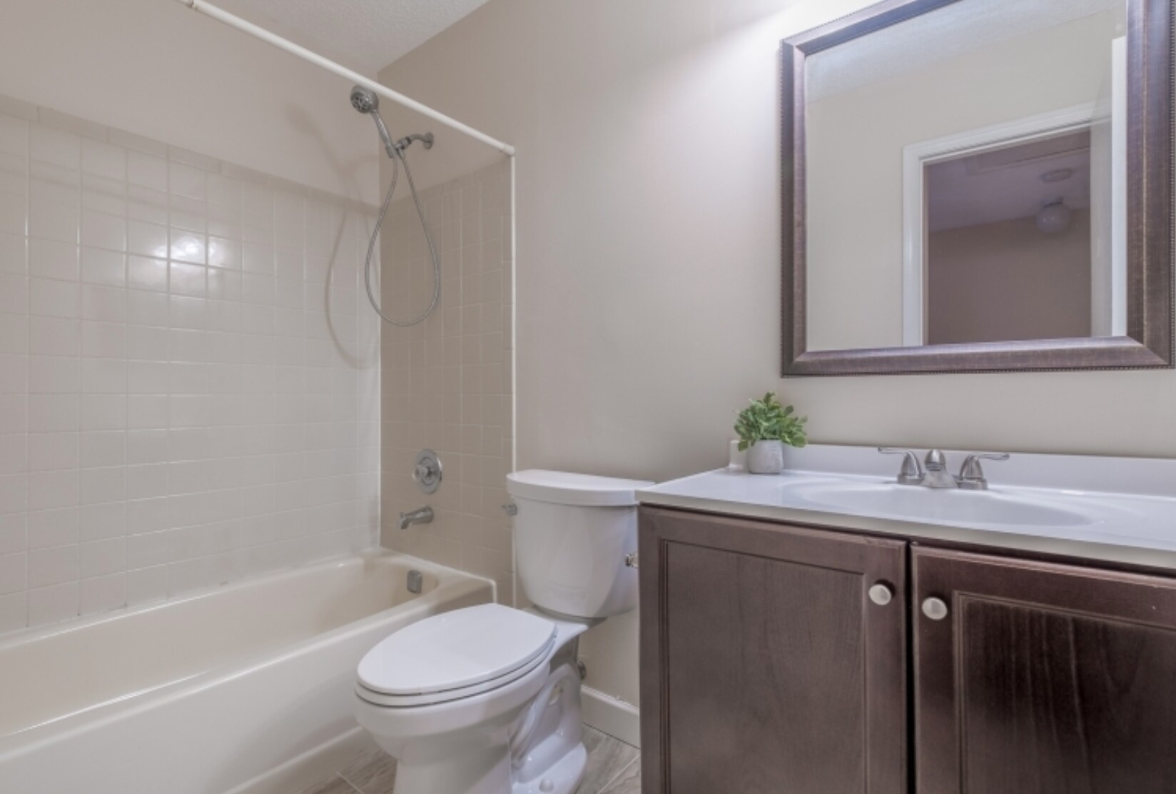 Building Photo - 1101 Doolittle Dr