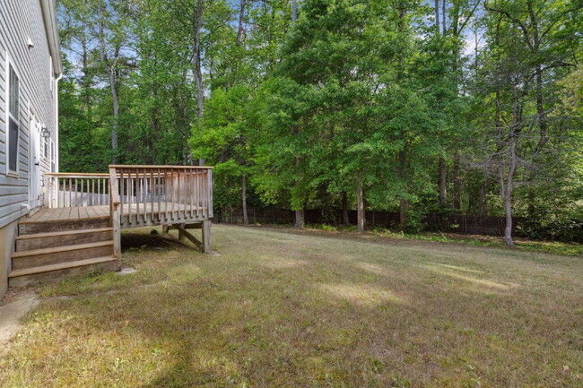 Building Photo - Spacious 4-Bedroom Retreat in Fuquay-Varin...