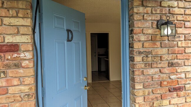 Building Photo - 1658 Starboard Dr