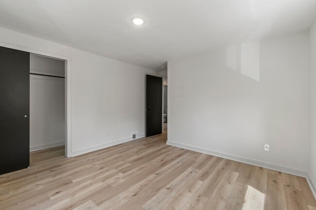 Building Photo - READY FOR MOVE IN! Don't miss this STUNNING, FULLY RENOVATED 3 bedroom in McKeesport!