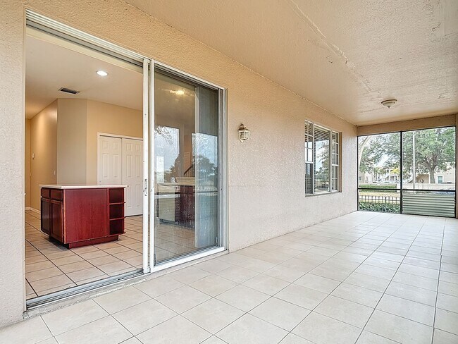 Building Photo - 3/2.5 Townhome