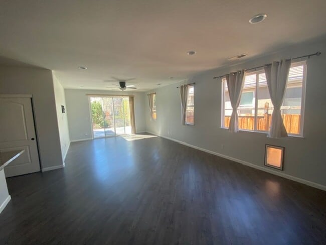 Building Photo - 3935 Hazy Swale Way