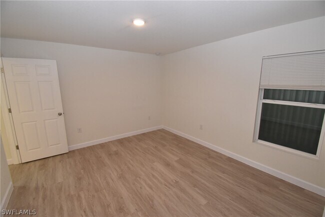 Building Photo - 1791 Pierpoint St