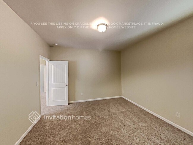 Building Photo - 9049 Lexington Ct