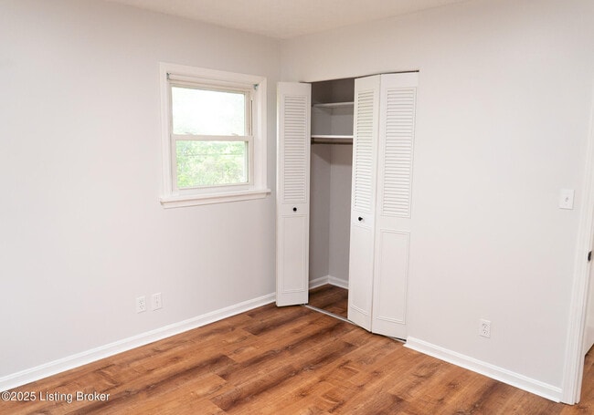 Building Photo - 2702 Ballad Blvd