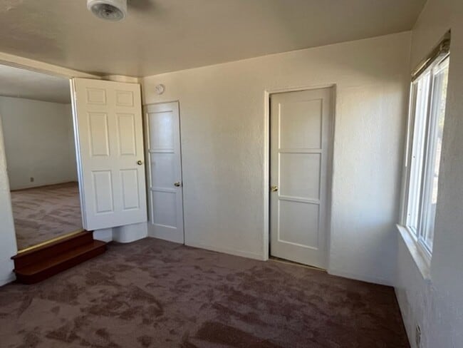 Building Photo - Charming 3 Bedroom 1 Bath Home in Bishop's...