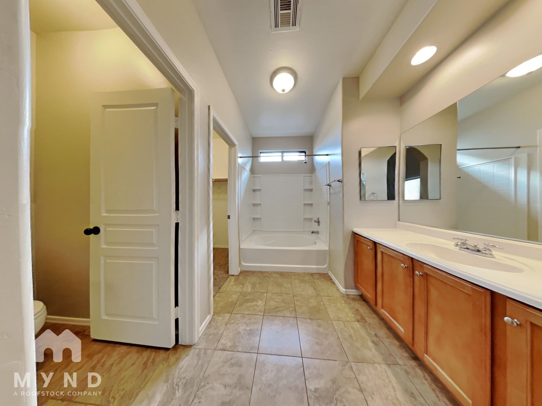 Building Photo - 6315 S 25th Dr