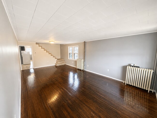 Building Photo - 561 Northampton St