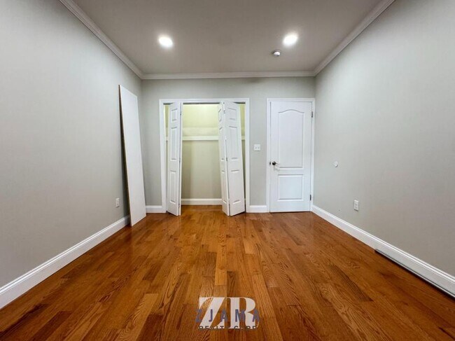 Building Photo - 2 bedroom in BROOKLYN NY 11213