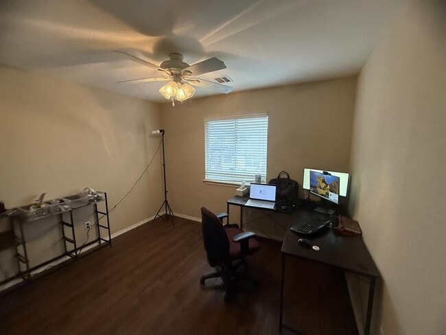 Building Photo - 11100 Shallow Water Rd