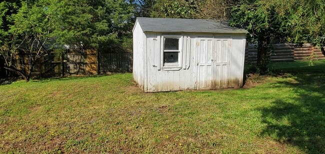 Building Photo - 7402 Brigmore Dr
