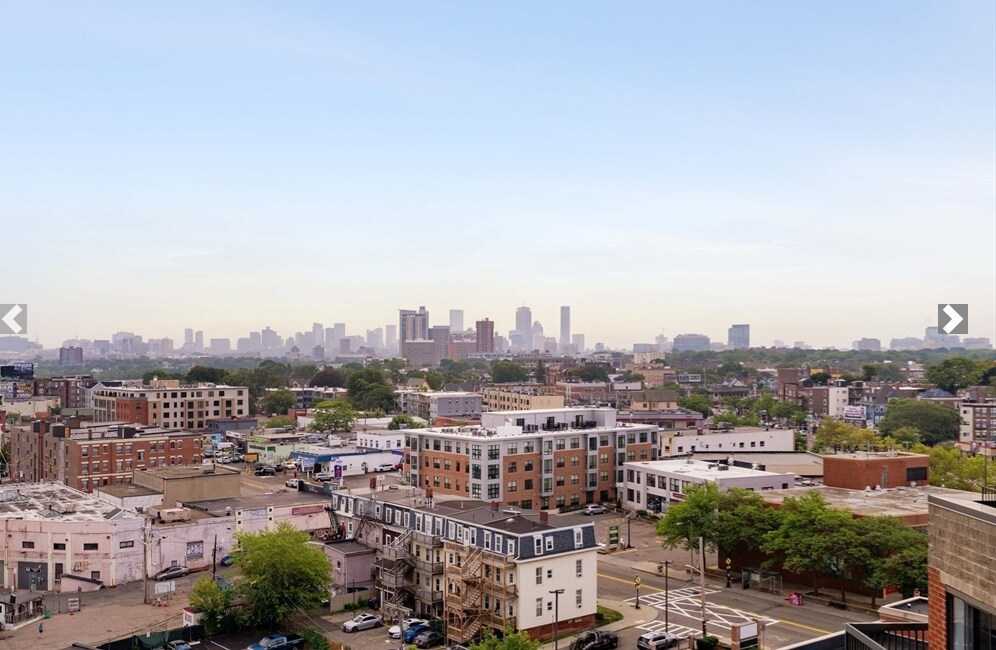 Building Photo - 15 North Beacon St