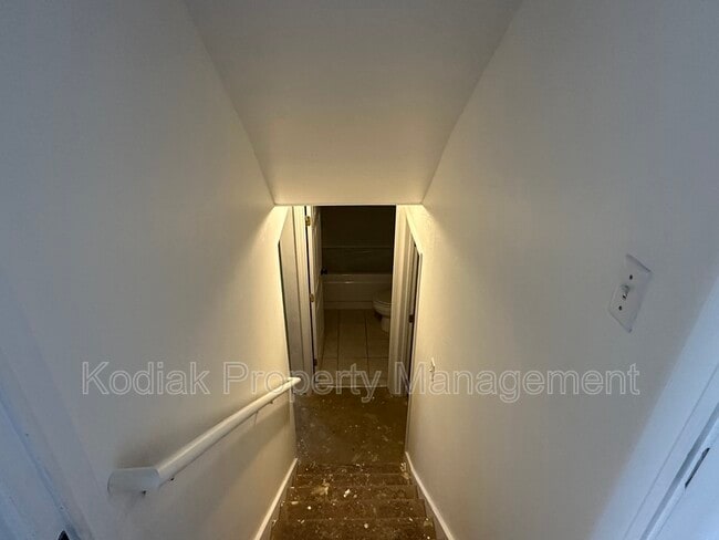 Building Photo - 1941 Jenny Ln.