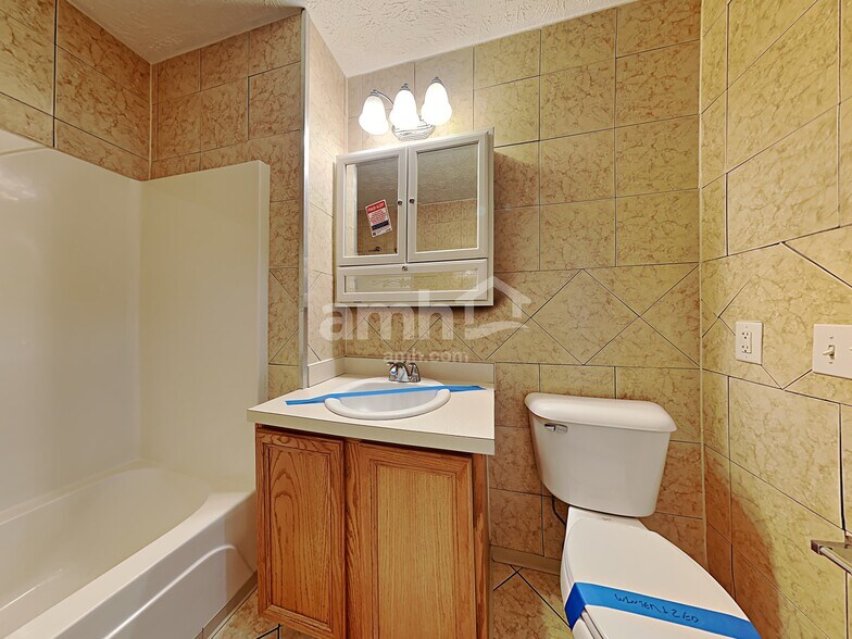 Building Photo - 3725 Waterbridge Ln