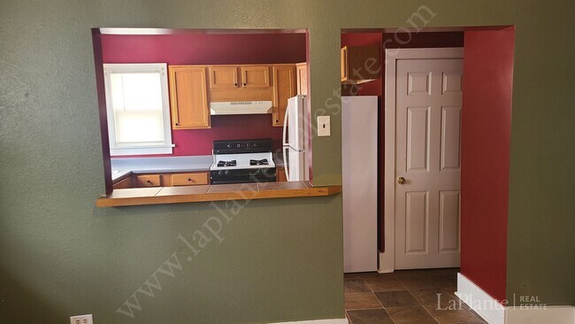 Building Photo - East Toledo Home for Rent