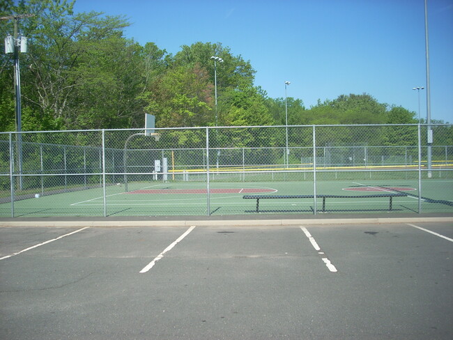 TENNIS COURTS Walnut Hill Park - 72 Kimball Dr