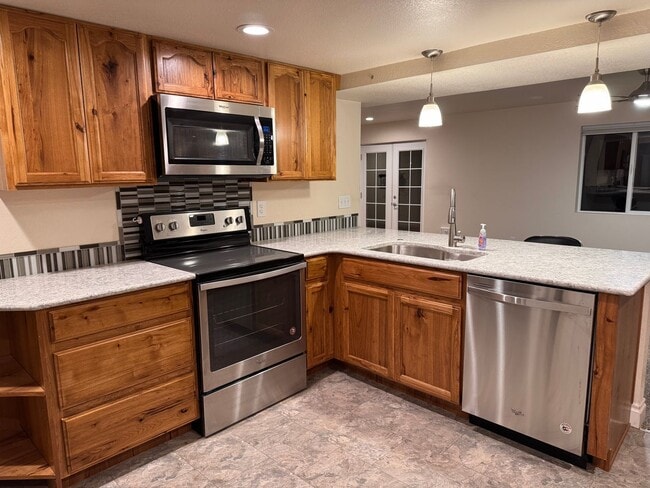 Building Photo - 1 Bedroom 1 bathroom basement unit in Erie.