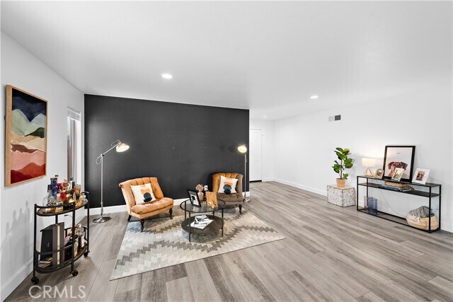 Building Photo - 4314 Silver Spring Way