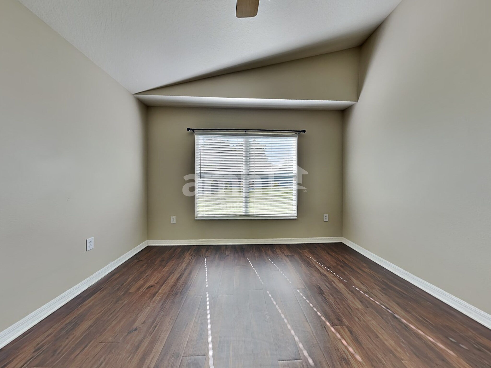 Building Photo - 16311 Bridgeglade Ln