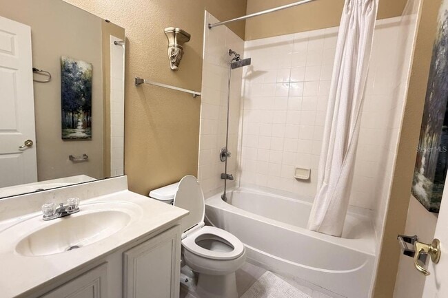 Building Photo - 645 Kettering Rd