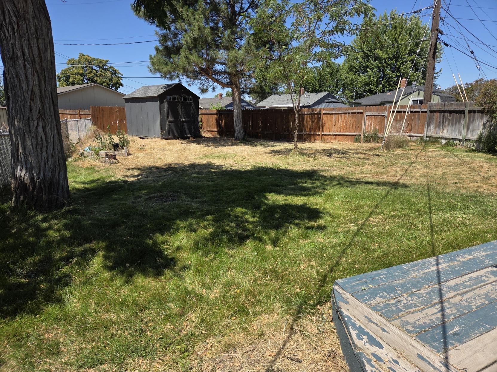 Building Photo - 420 N Mattson Dr