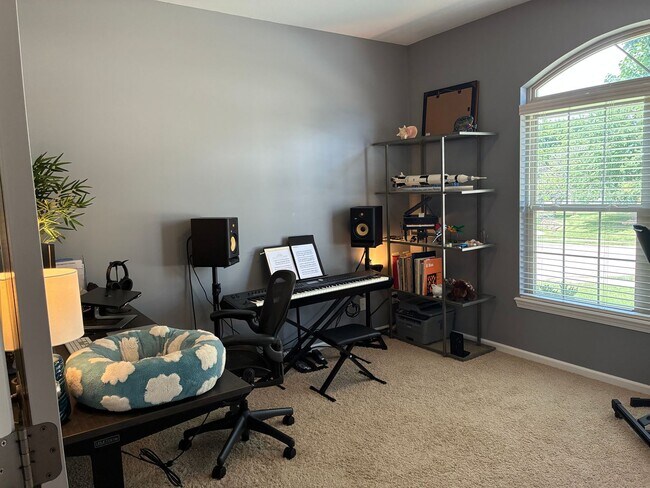 Building Photo - 400 Sea Eagle Dr