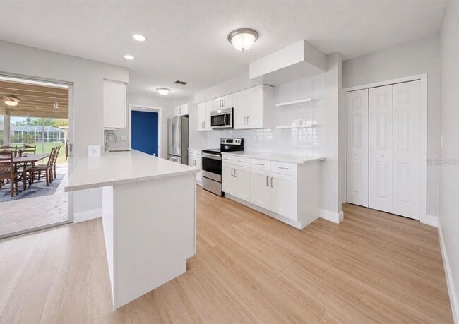 Building Photo - 1729 Bikini Ct