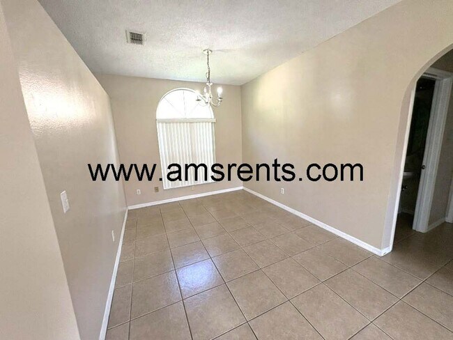 Building Photo - 2404 Condado Ct