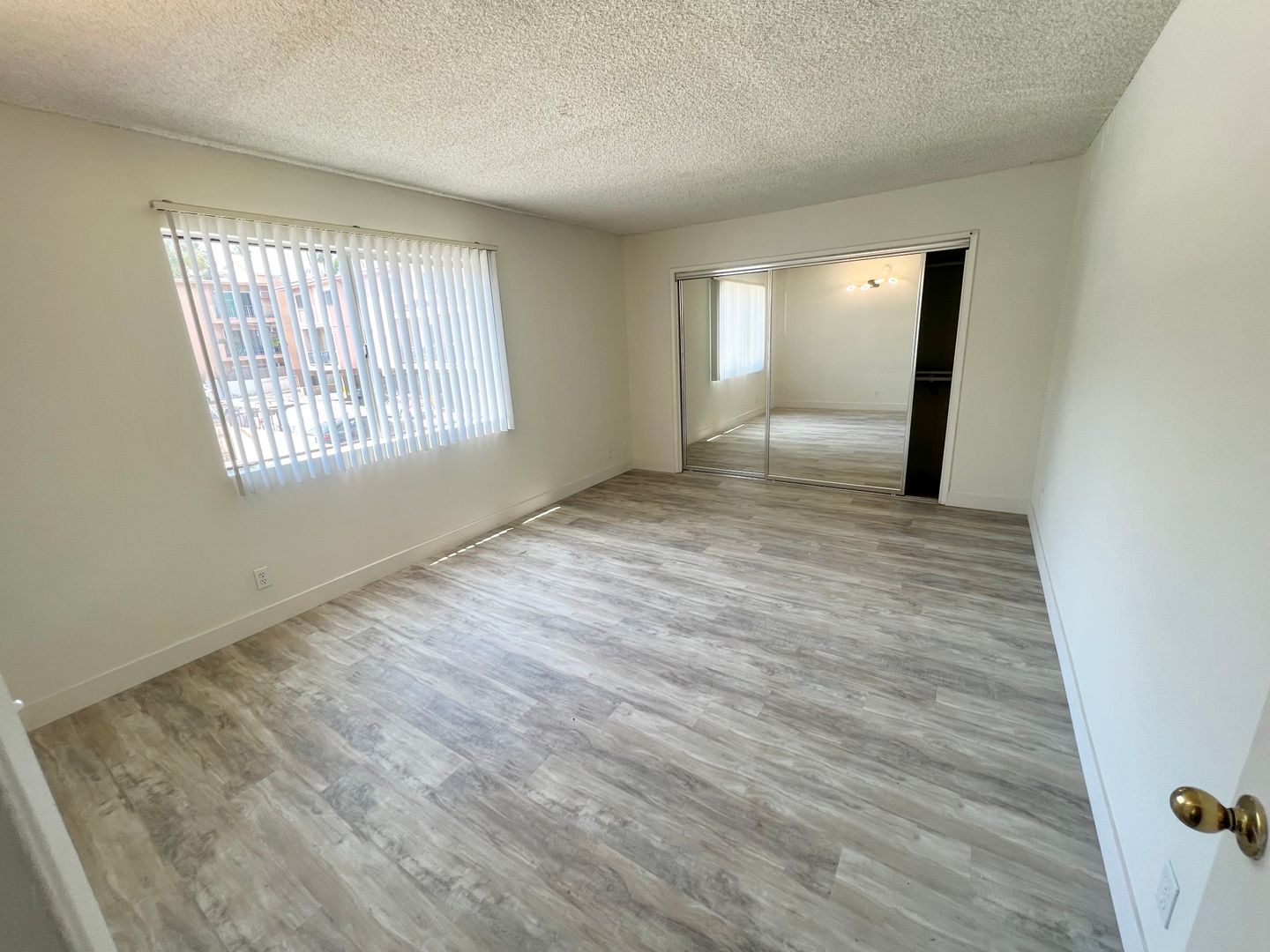Building Photo - 10779 Woodbine St