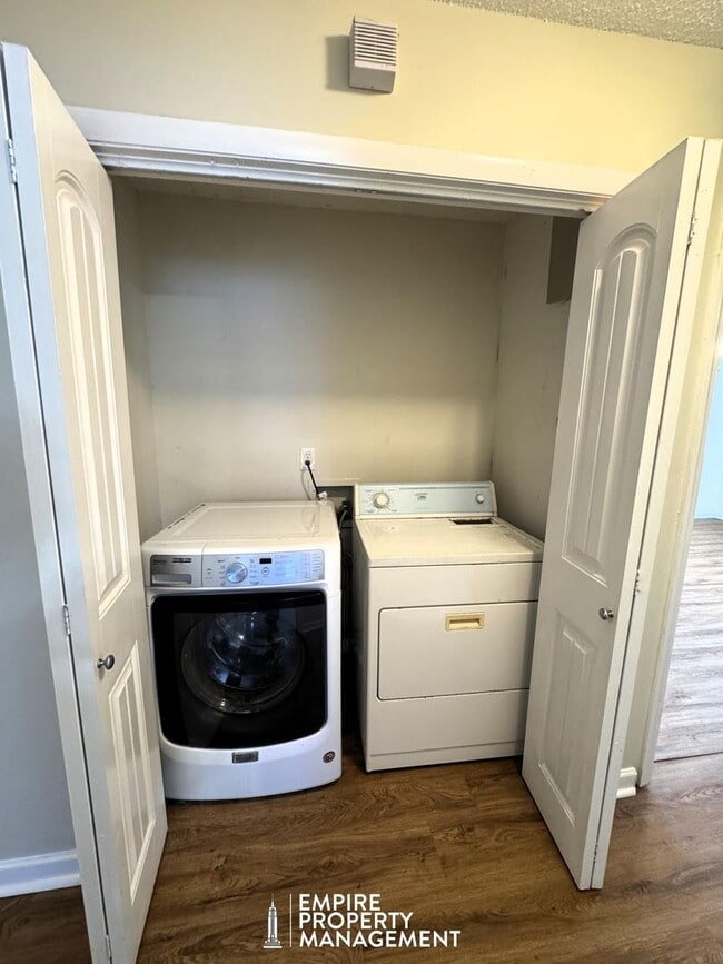 Building Photo - Available For Immediate Move-In!