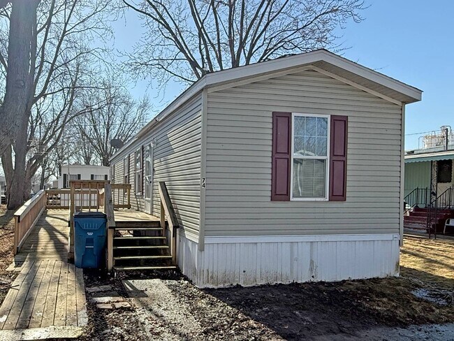 Building Photo - 2501 N Apperson Way