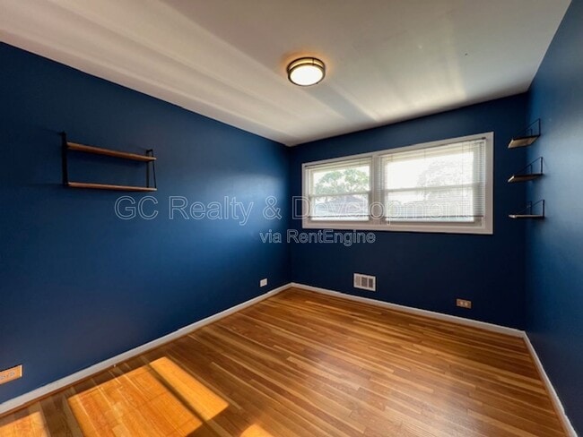 Building Photo - 8931 N Merrill St