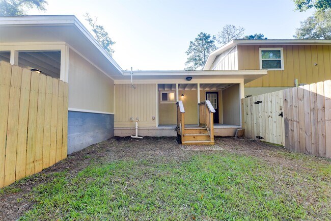 Building Photo - 1500 Dacron Dr