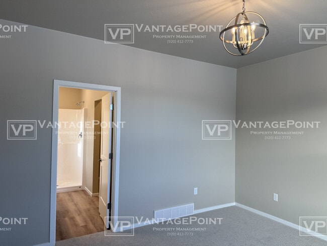 Building Photo - N9320 Gemstone Ct