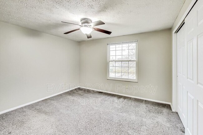 Building Photo - 5310 Shelbyville Rd
