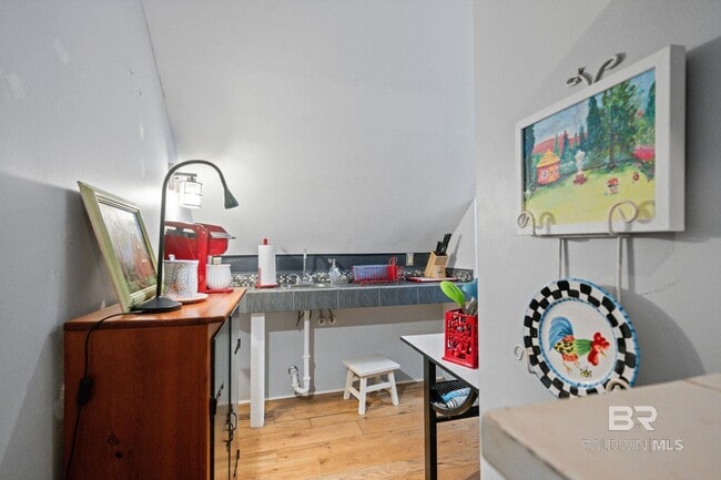 Building Photo - 20971 Bishop Rd