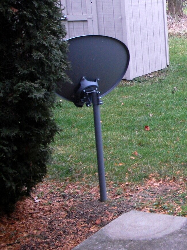 Building Photo - 132 Watertower Ct