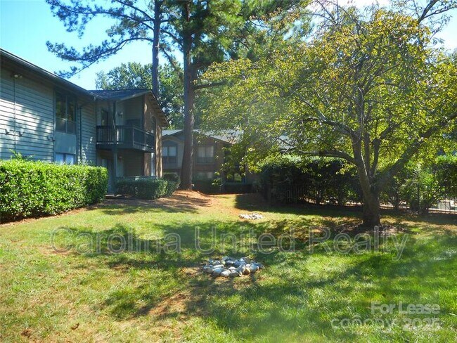 Building Photo - 5016 Sardis Rd
