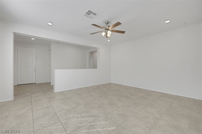 Building Photo - 2720 Alta Vista St