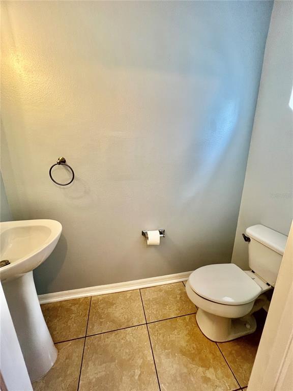 Building Photo - 9934 Ashburn Lake Dr