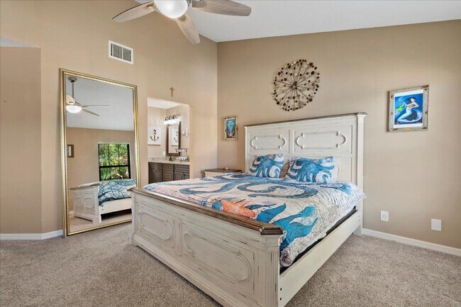 Building Photo - 2379 Treasure Isle Dr