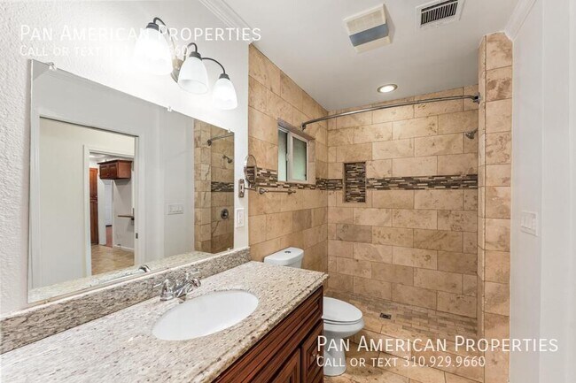 Building Photo - 1837 Mayflower Ave