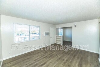 Building Photo - 1922 Ethan Way