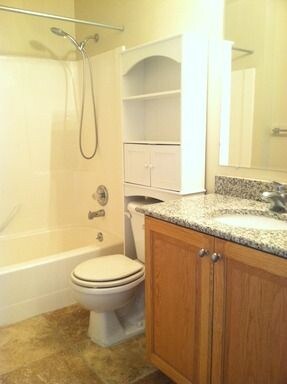 Bathroom - 264 N 3rd E