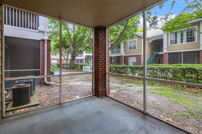 Building Photo - 8301 Elm Park Dr