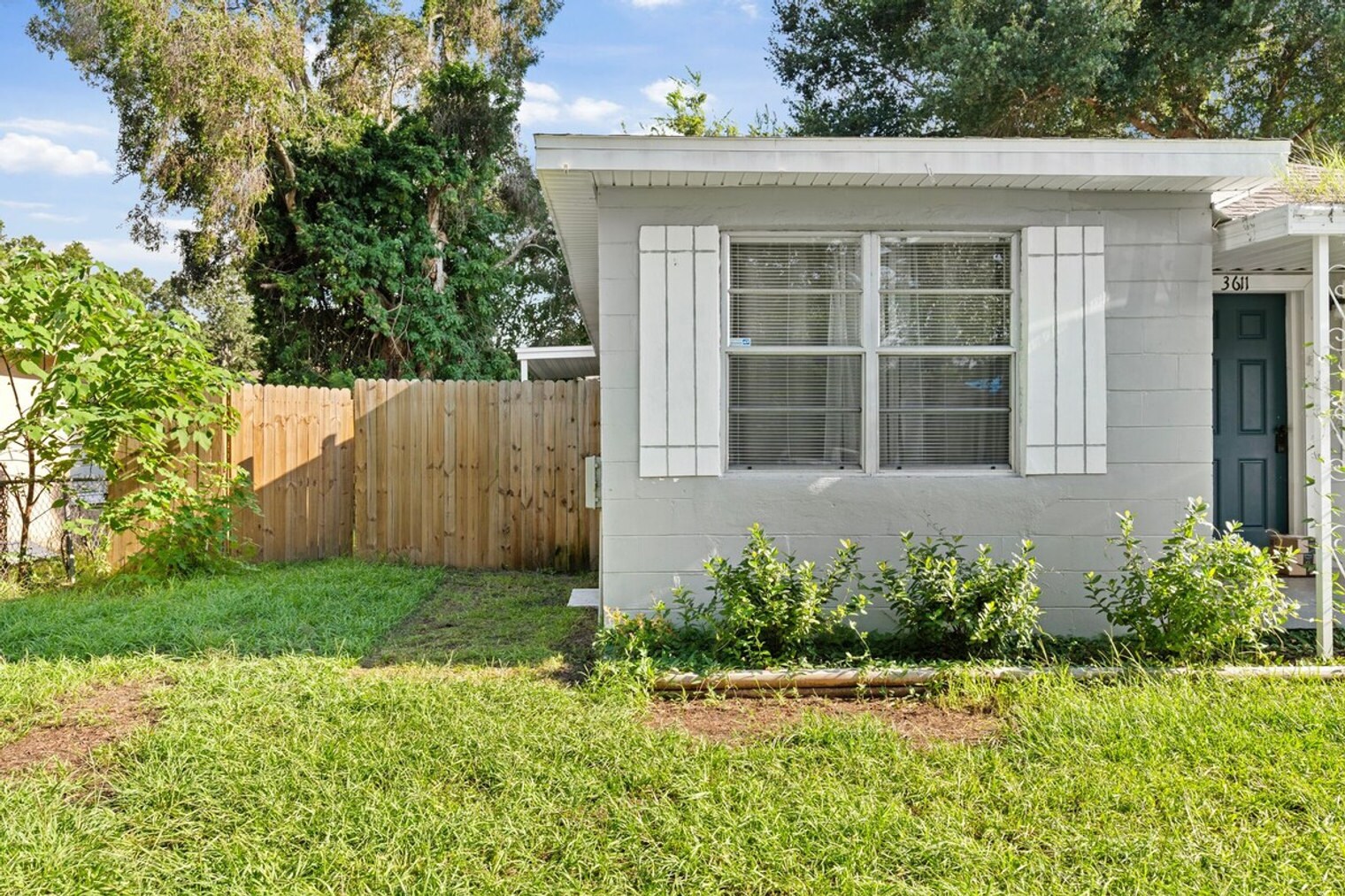 Building Photo - 3602 E Chelsea St