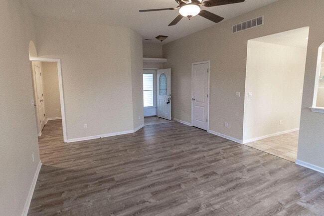 Building Photo - 4203 Spring Cress Dr